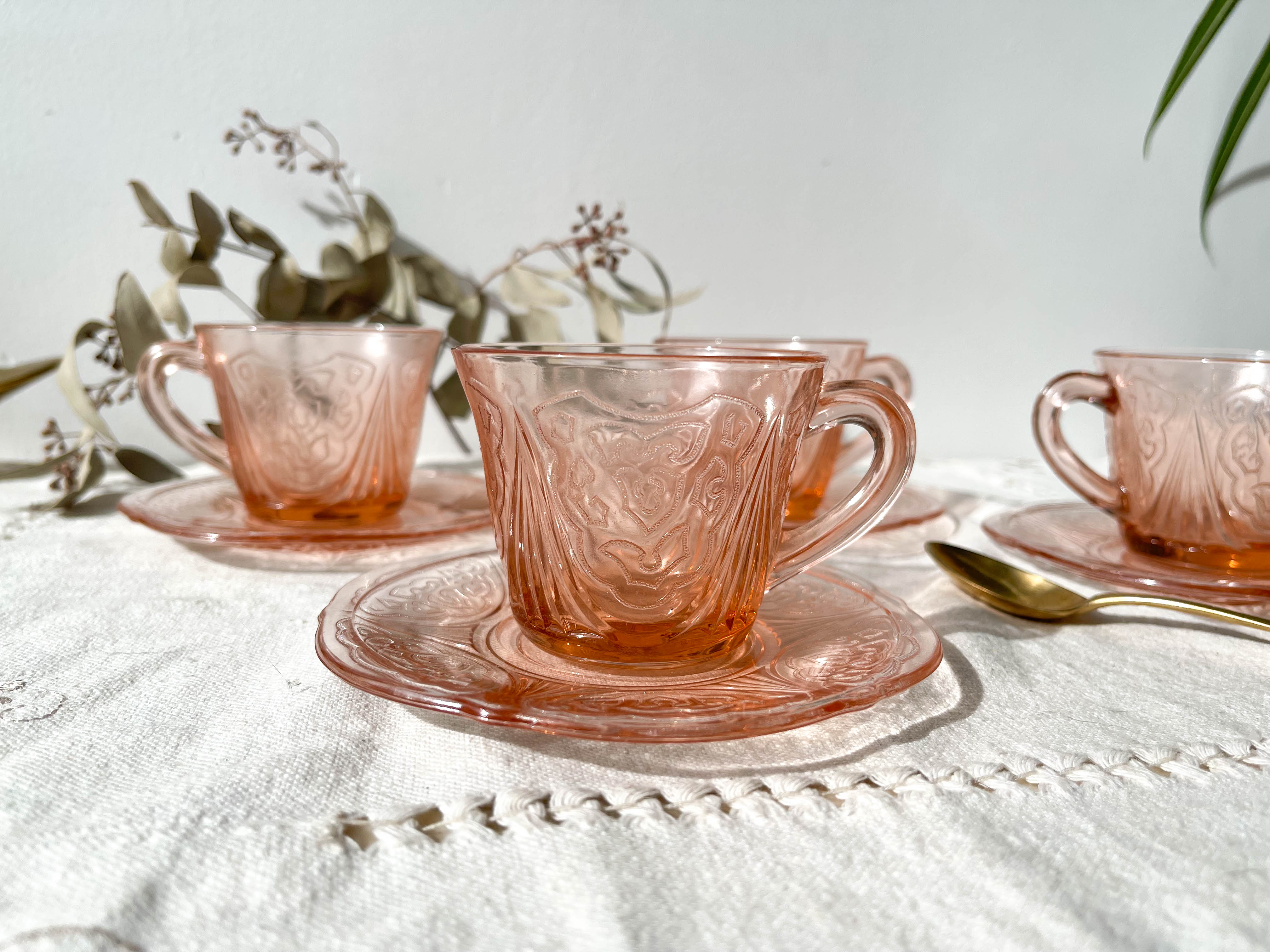 Cuisine Rose-Lot de 4 tasses de mesure pliable rose Cuisine Rose-Lot de 4 tasses de mesure pliable rose